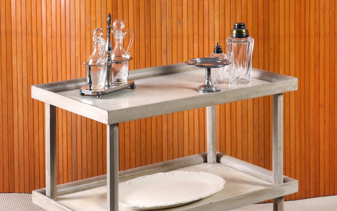 Utility Cart Buying Guide for Commercial Kitchens